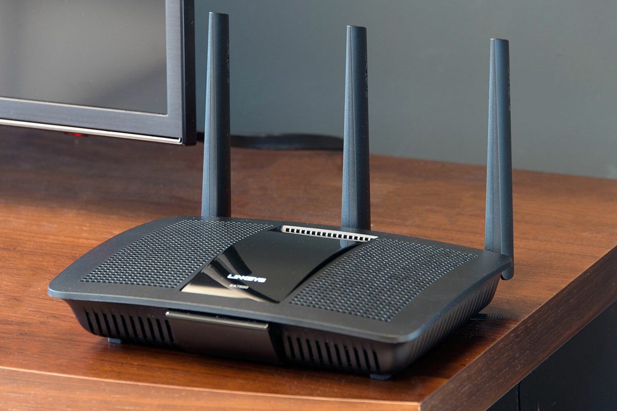 Nejde jen o stisknutí tlačítka: jak správně resetovat nastavení Wi-Fi, aby se odstranily problémy s připojením