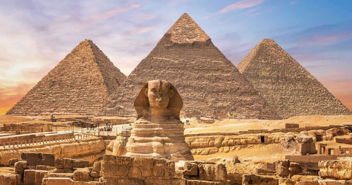 Nebyly postaveny lidmi. Odhaleno skutečné původ egyptských pyramid: byly postaveny s využitím high-tech zařízení.