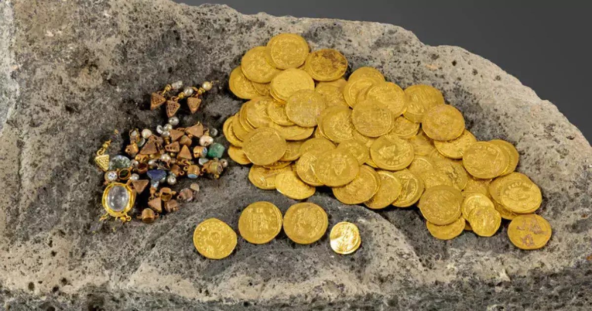 Výjimečný nález: poklad zlatých artefaktů starých 1400 let