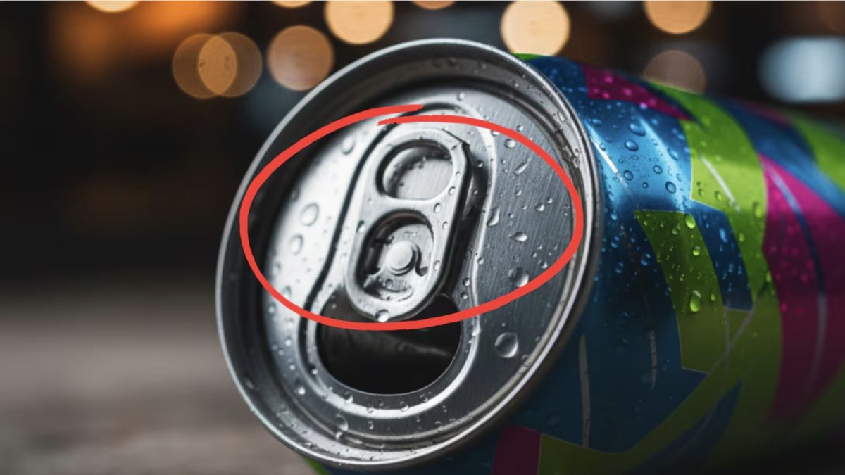 Nejde o estetiku: k čemu slouží otvor v kroužku plechovky s limonádou?