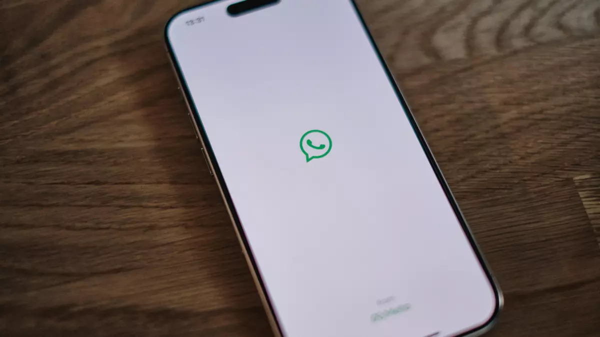 Co je Chat Control a proč Evropa plánuje získat možnost číst všechny vaše zprávy v WhatsApp a Gmailu
