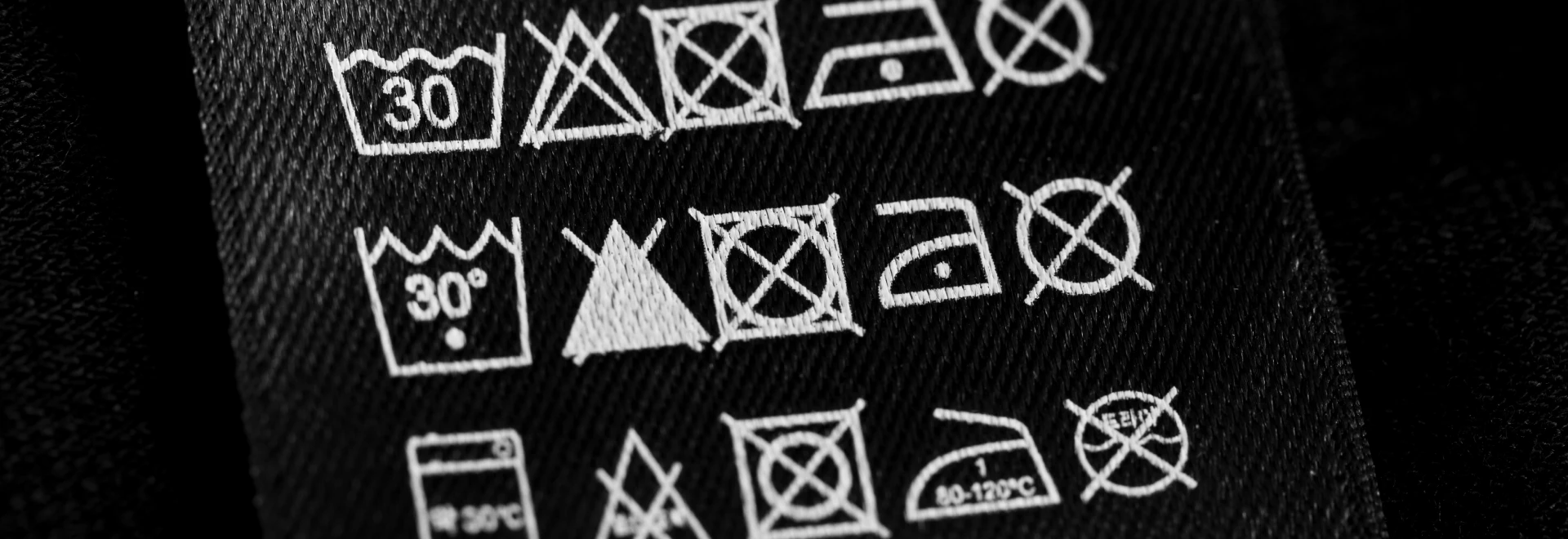 Co byste měli vědět: co znamená trojúhelník s písmenem „X“ na štítku oděvu