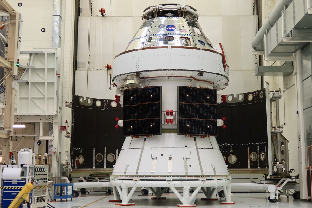 NASA se soustředí na misi návratu na Měsíc, a to navzdory propuštění 15 000 zaměstnanců a nejistotě ohledně financování