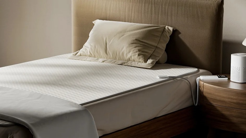 Xiaomi uvedlo na trh chytrou přikrývku, která nejen zahřeje svého majitele, ale také zničí roztoče