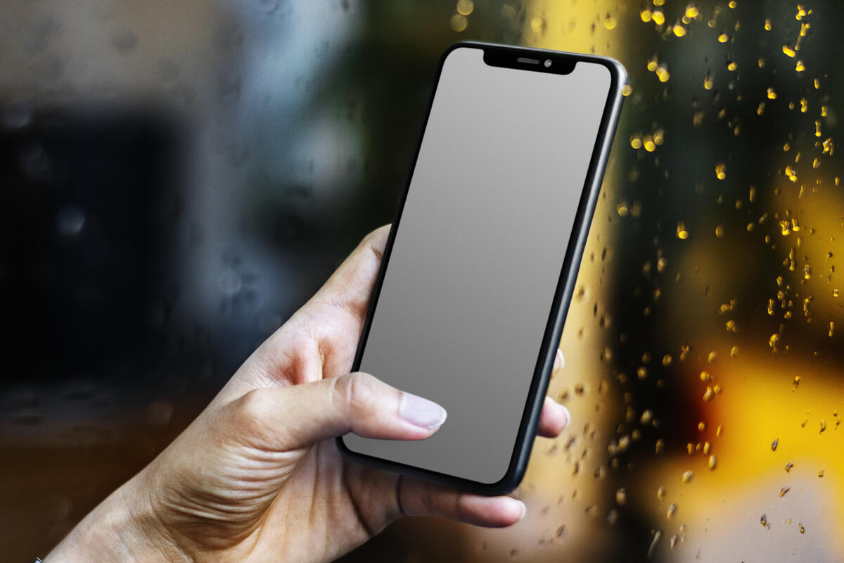 Jak zkontrolovat pravost bankovky pomocí mobilního telefonu: neznámá funkce