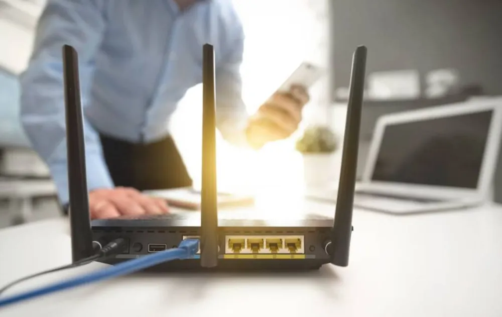 WiFi: tlačítko na routeru, které byste nikdy neměli mačkat, pokud chcete mít bezpečný internet