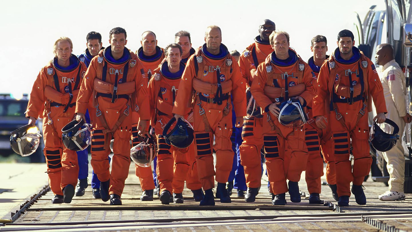 Jediný plán, který může fungovat, aby se zabránilo asteroidové apokalypse, je šílenství.