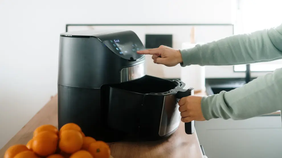 Nemyjte a nemydlete: jednoduchý trik, jak udržet fritézu vždy čistou