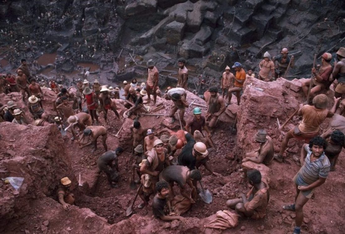 Je uzavřený už 33 let, ale oni sní o znovuotevření jednoho z největších otevřených zlatých dolů v Latinské Americe.