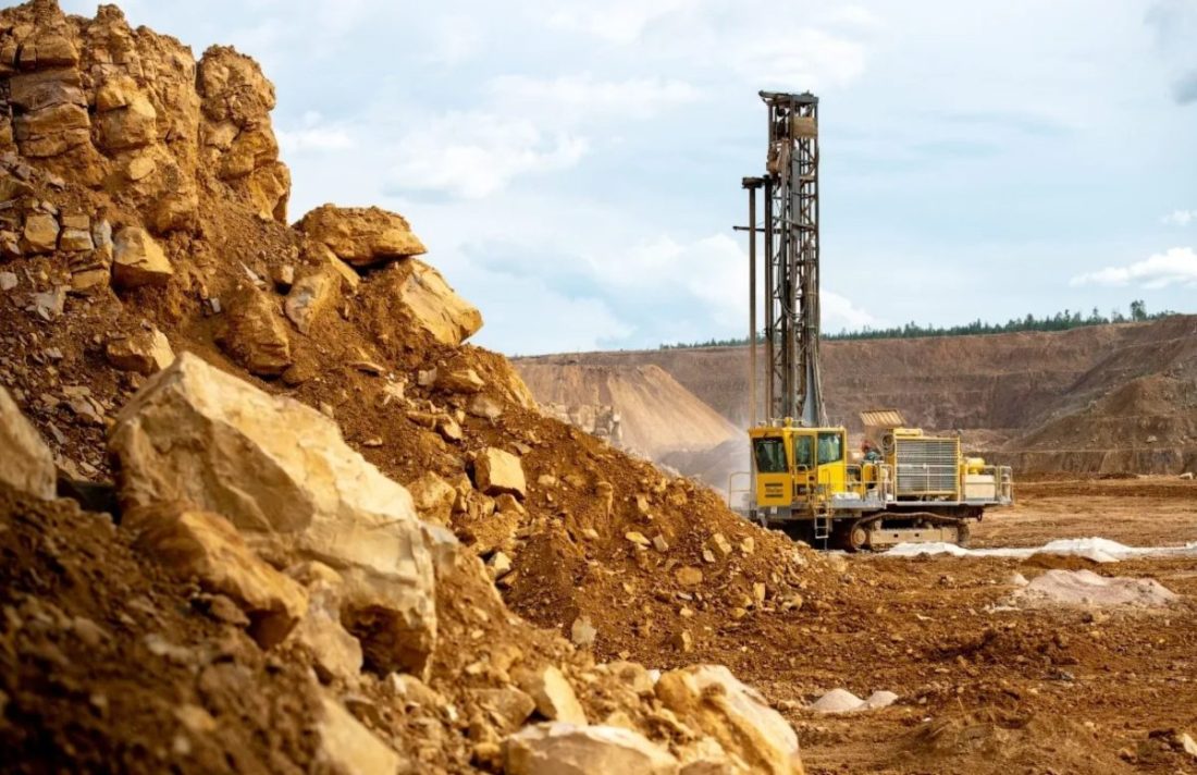 Hualilán získává 30 milionů dolarů a plánuje zahájit těžbu zlata v lednu 2026.