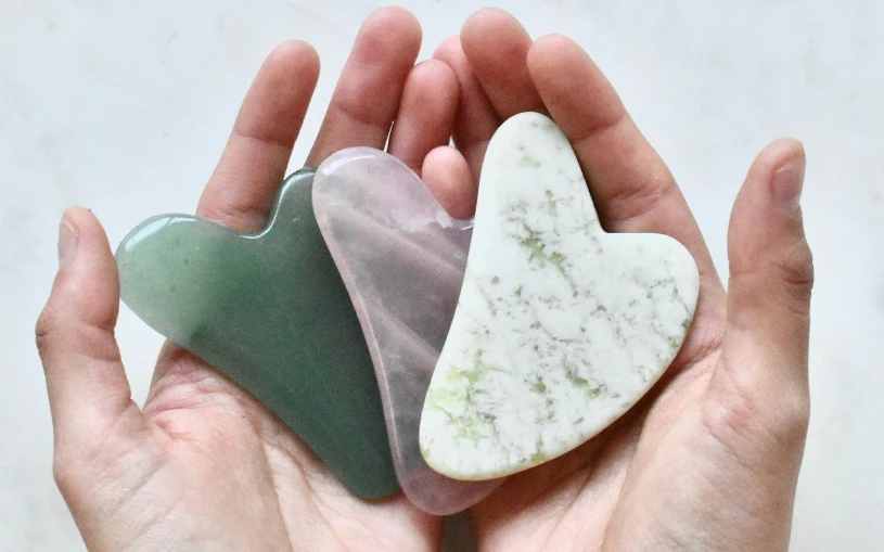 Pouhých 10 minut denně zpevní vaši pokožku a vyhladí vrásky.