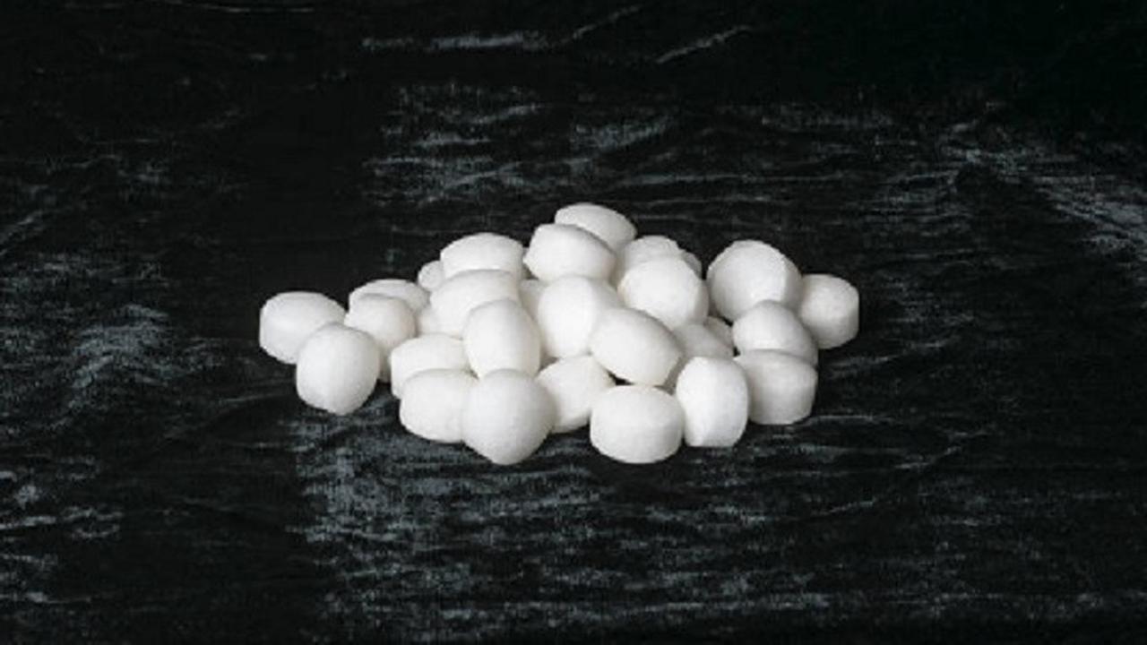 8 způsobů, jak se zbavit myší na stropech a v domech: použijte tyto strategie