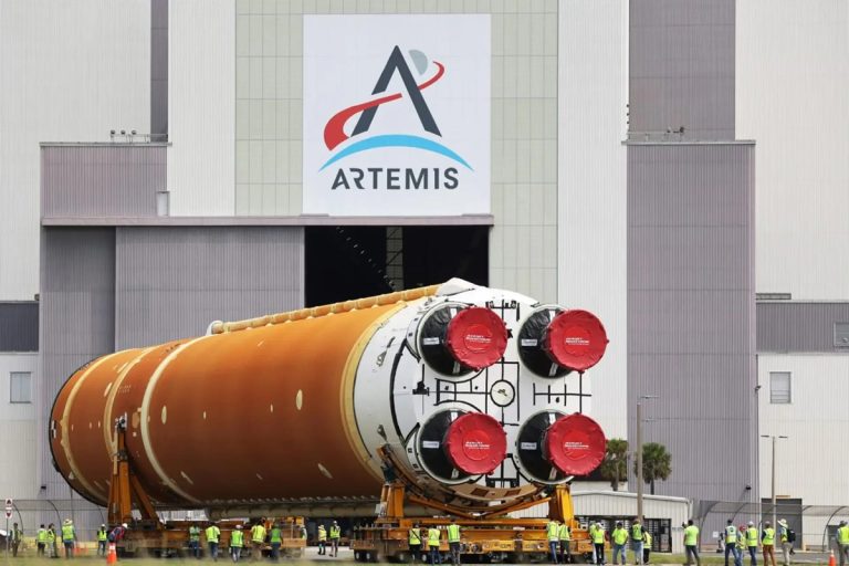 Soukromá mise se pokusí zachránit teleskop NASA Swift.