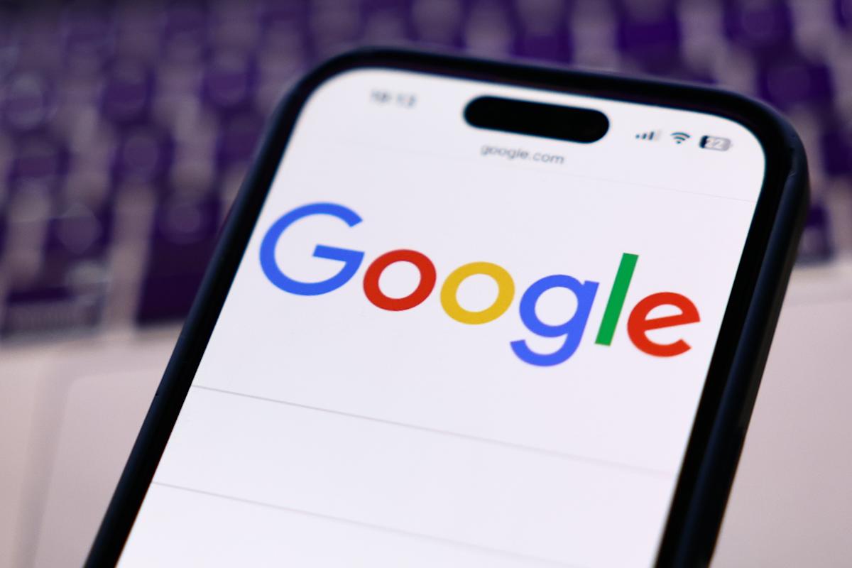 Ano, Google vás špehuje: jak zabránit smartphonu, aby odposlouchával vaše rozhovory.