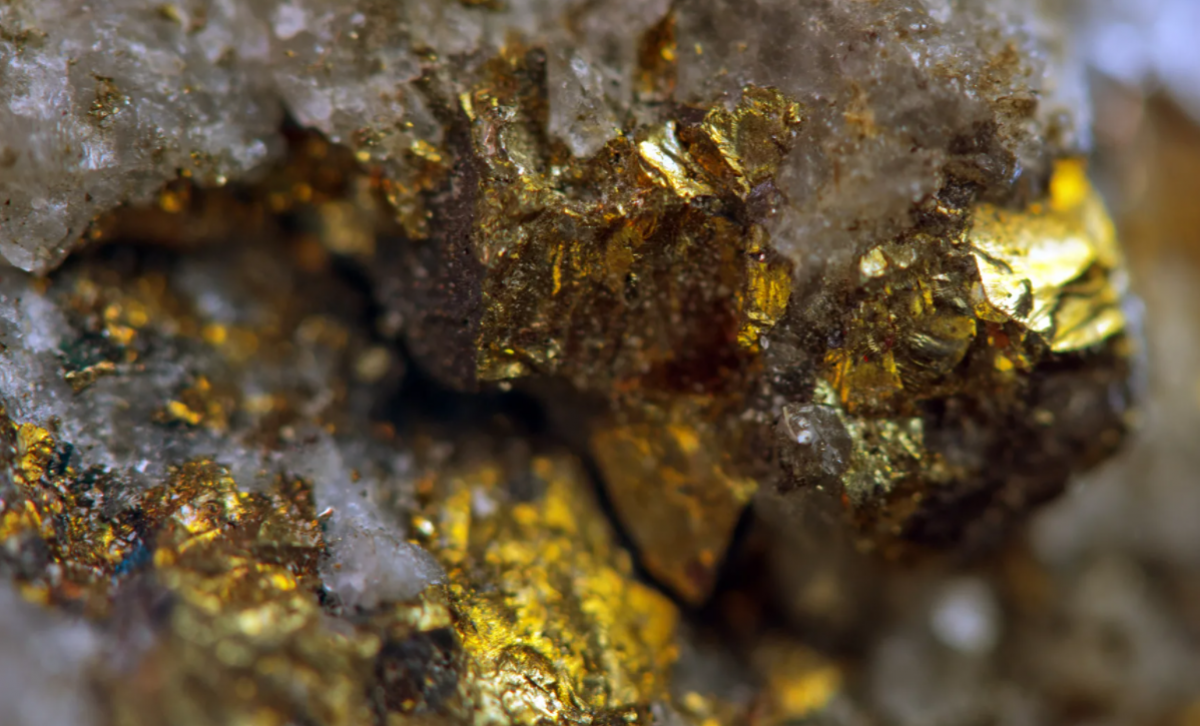 Historický objev v této zemi: tunely plné čistého zlata v hodnotě milionů dolarů, které patří provincii.