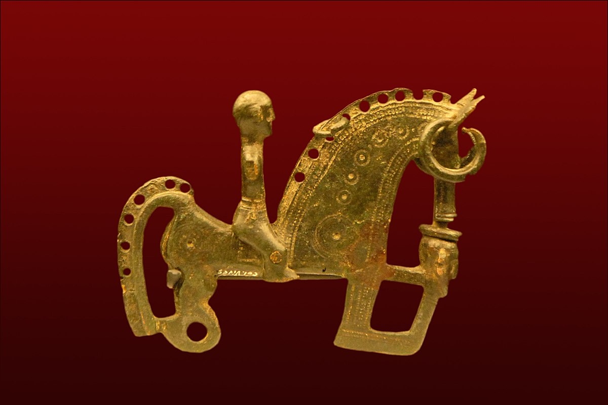 V neznámé keltské osadě byly objeveny nádherné poklady ze zlata a stříbra.