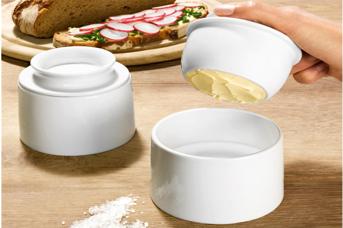 Bez ledničky a sporáku: tajemství konzervace másla a zachování jeho čerstvosti až dva týdny