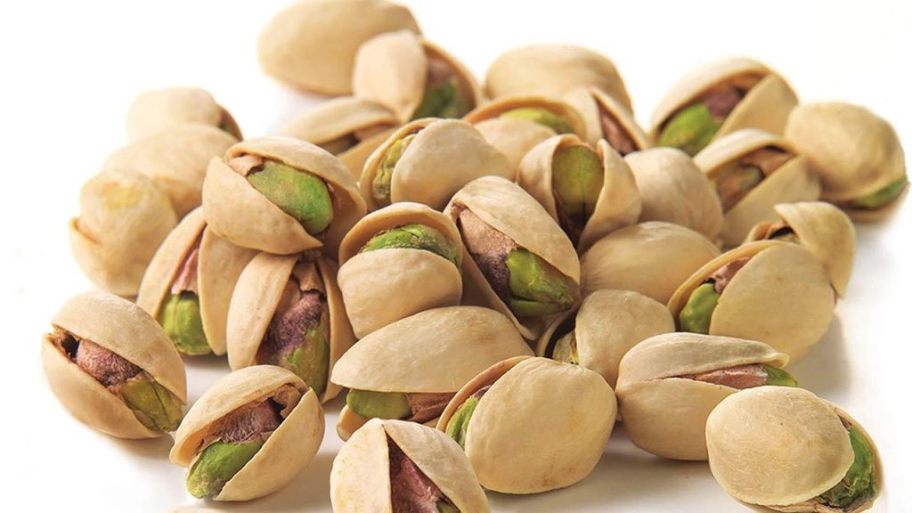 Mandle nebo pistácie: které ořechy jsou prospěšnější pro srdce a hladinu cukru v krvi?