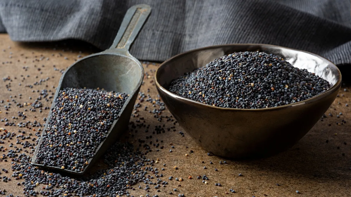 Semena máku mají mnoho prospěšných vlastností a jsou vynikajícím zdrojem vápníku.