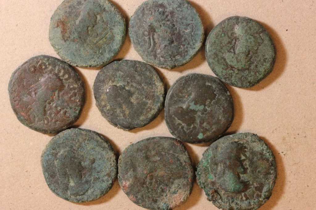 Na světě existuje pouze 20 takových mincí a jedna z nich byla nedávno znovu objevena.