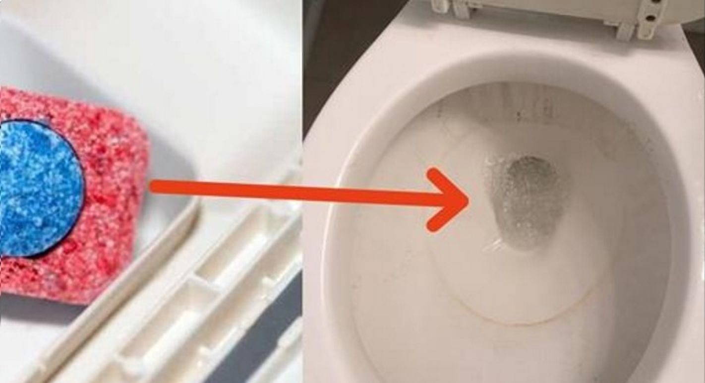 Zapomeňte na vodní kámen v toaletě. Tato metoda ho odstraní v mžiku.