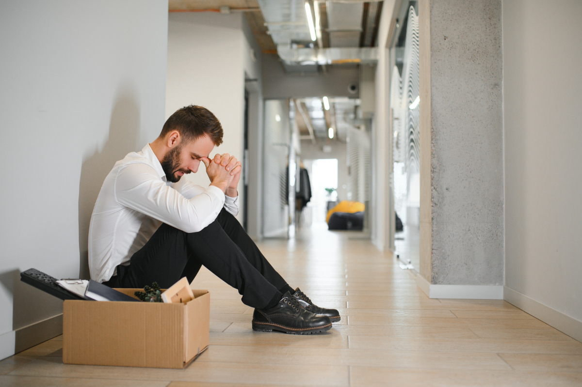Věk, ve kterém jsme nejnešťastnější (a není to 30 ani 50 let), podle odborníků