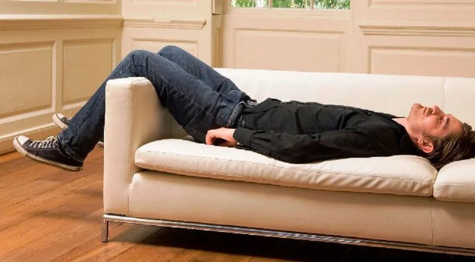 Odborníci o tom, jak překonat lenost: „V této zemi, když někdo nemůže začít, požádáme ho, aby umyl podlahu. Poté jedná bez odporu.“