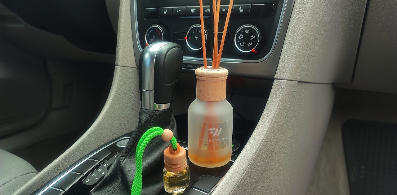 Jak vyrobit domácí parfém, aby vaše auto krásně vonělo