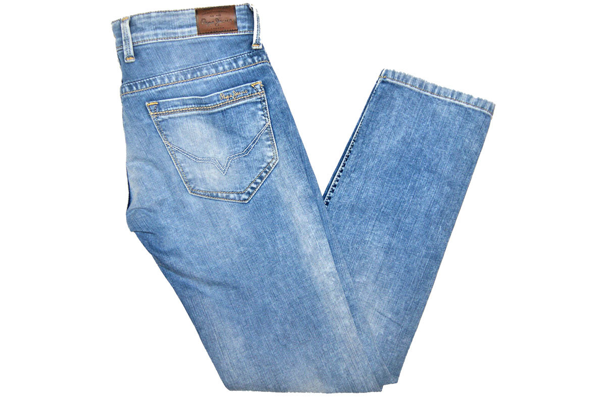 Pravděpodobně děláte tyto chyby s džíny už roky. Okamžitě s tím přestaňte.