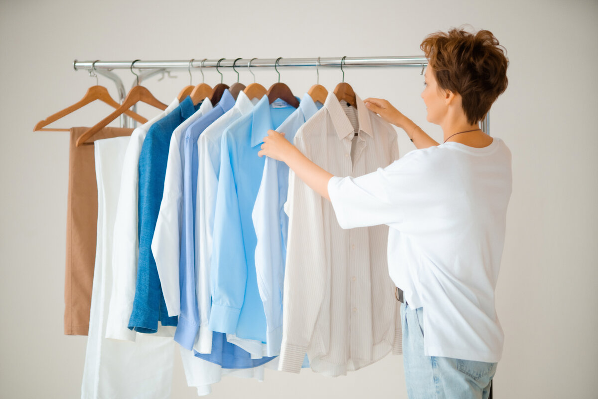 Vaše oblečení nevoní svěžestí? Jediný domácí trik a problém zmizí