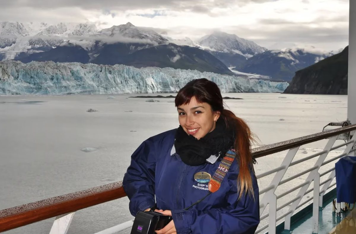 Navštívila osmdesát přístavů, procestovala třicet zemí a vypráví mýty na palubě výletní lodi: „Ponoříte se do paralelní reality“.