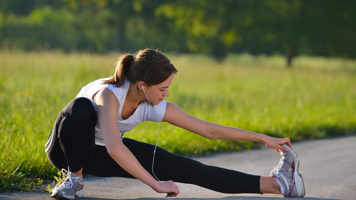 Pravidelná konzumace vysoce zpracovaných potravin ovlivňuje paměť a náladu: může fyzická aktivita tyto účinky zmírnit?