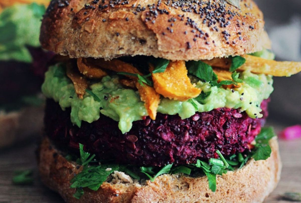 Vegetariánské burgery s quinoou a řepou