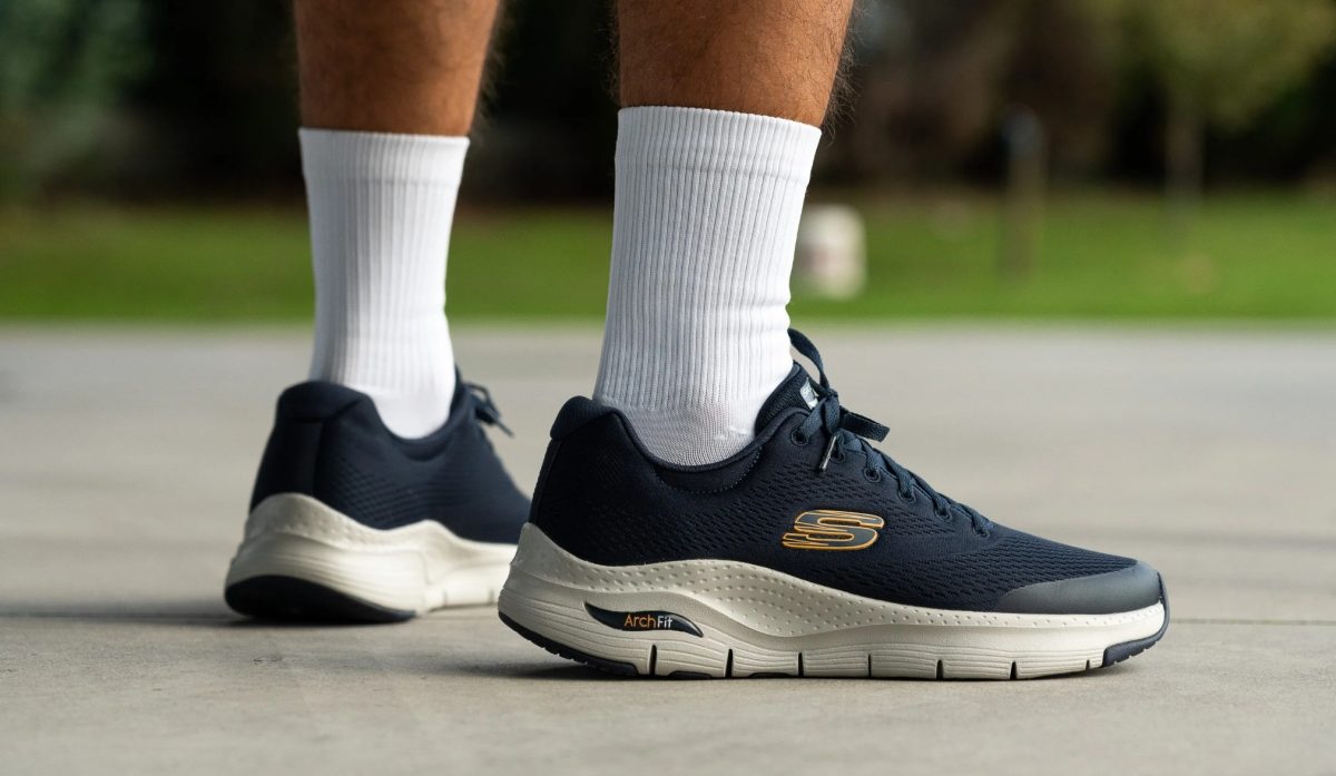 Jak si vybrat boty, abyste mohli ujít 10 000 kroků bez bolesti? Skechers zná odpověď