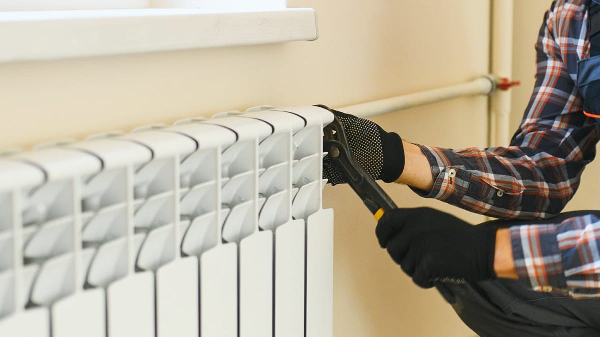 Rychlé zahřátí: topenářský technik prozrazuje velmi jednoduchý trik