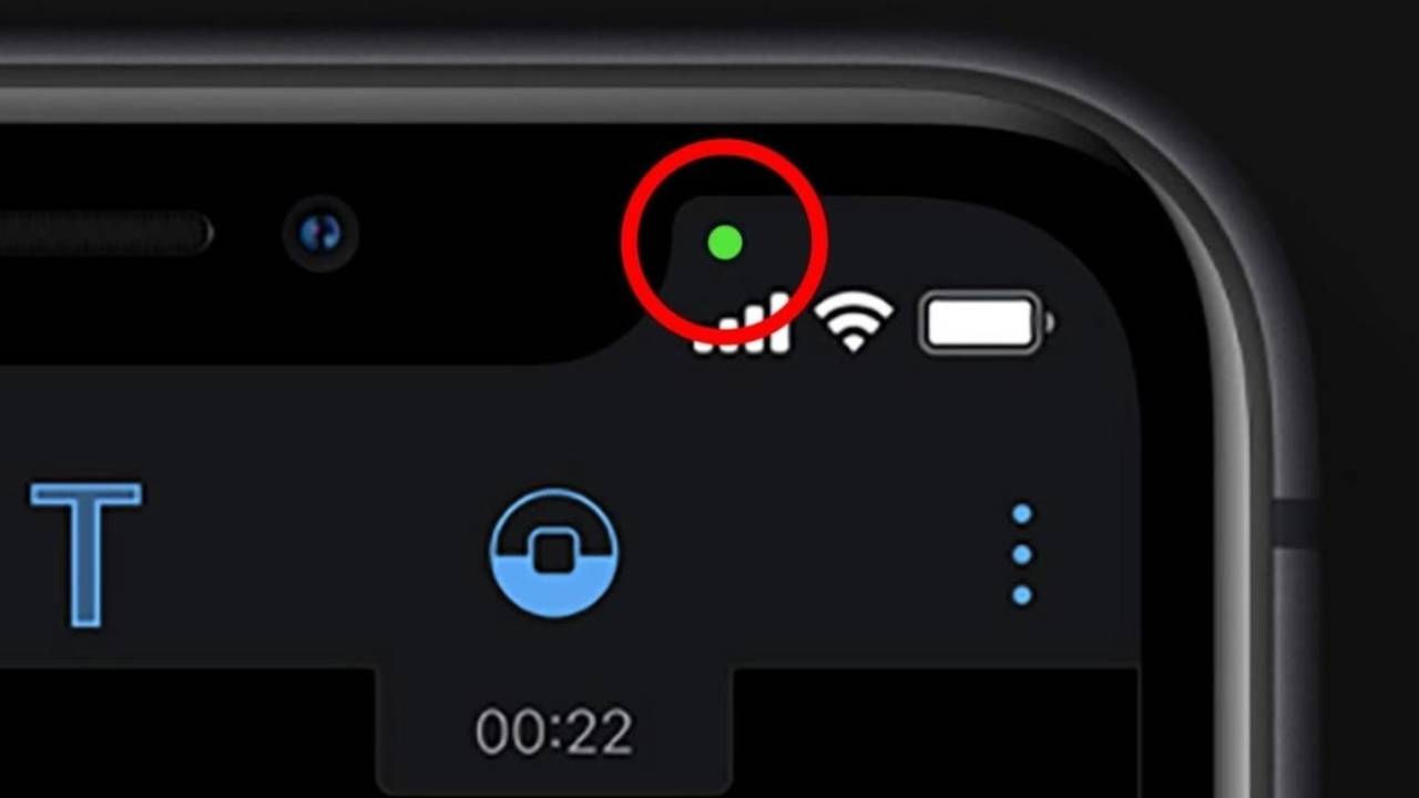 Zelená tečka v rohu vašeho mobilního telefonu může způsobit problémy v nejnevhodnější chvíli.