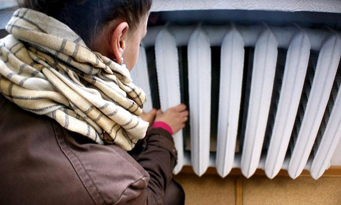 Radiátory se zahřívají rychleji a vydávají více tepla, pokud provedete tyto tři instalatérské práce