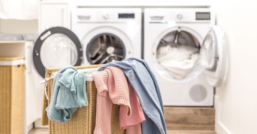 Přidejte jej do bubnu místo octa: plíseň a skvrny zmizí a vaše pračka bude čistší.