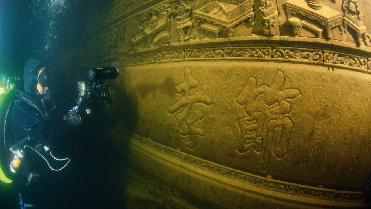 Historický objev: archeologové objevili podvodní středověké město, klíč k Hedvábné stezce