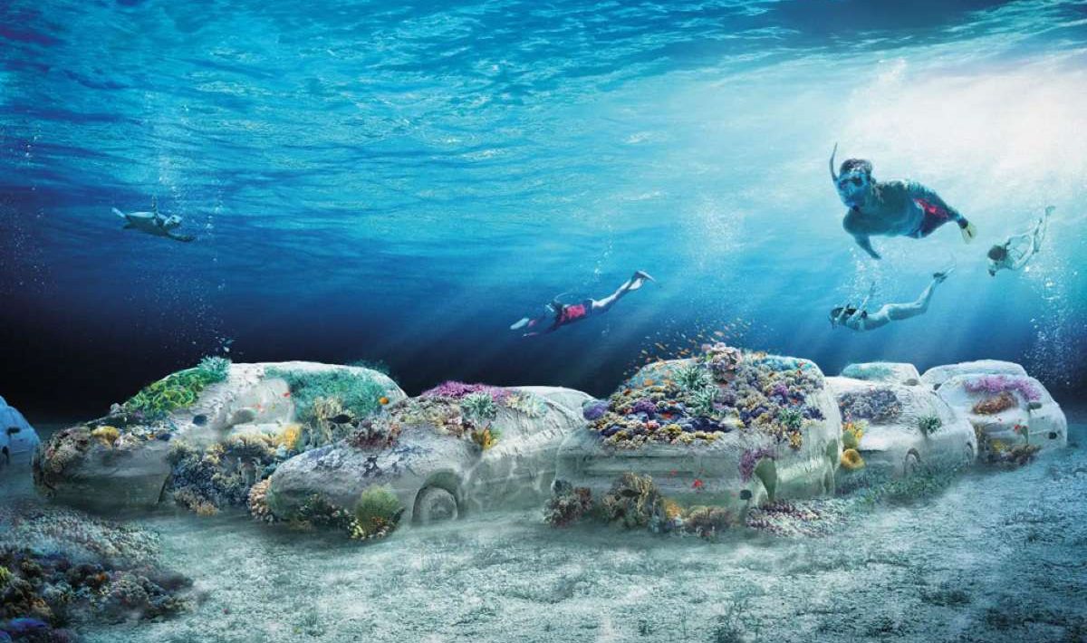 Ve své podvodní instalaci Leandro Erlich navrhuje nové formy soužití