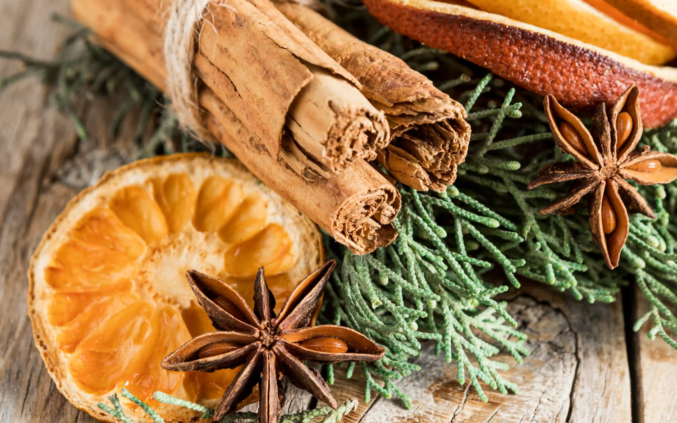 Jak vyrobit osvěžovač vzduchu pro domácnost s vánoční vůní