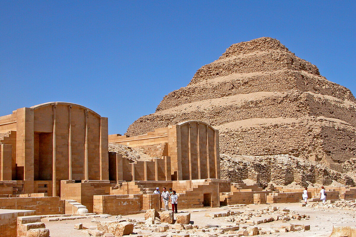Proč se královské hrobky starověkého Egypta nazývají pyramidami?