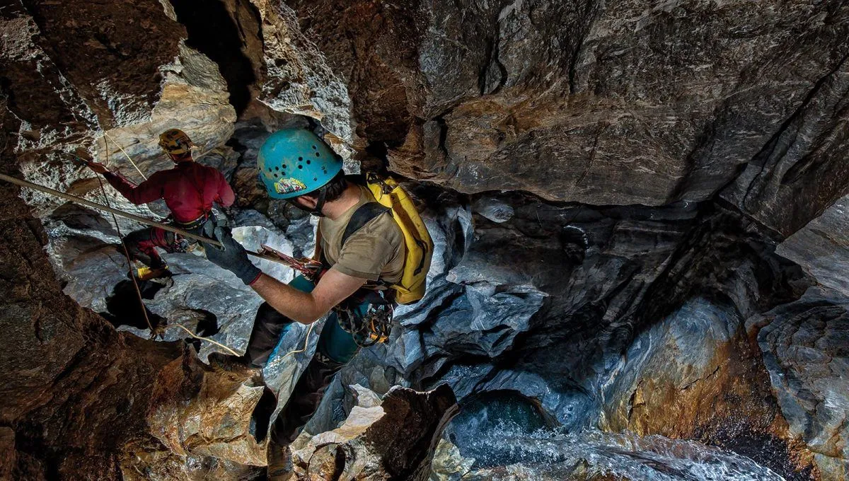 Nejhlubší jeskyně v Latinské Americe: patří mezi deset nejhlubších jeskyní světa.