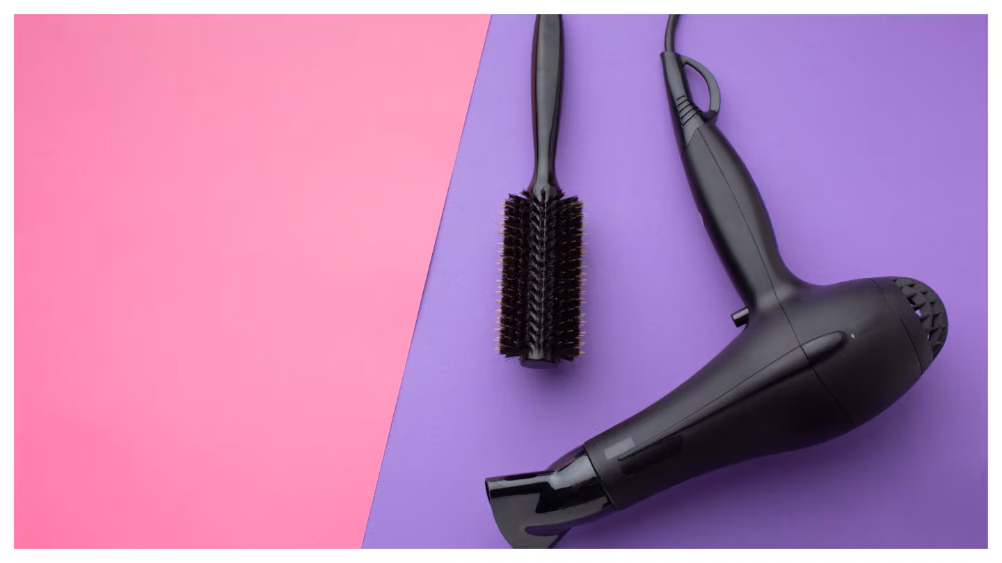 Expert na úklid: „Aby se oblečení rychleji vysušilo, je třeba ho vyžehlit jako palačinku.“