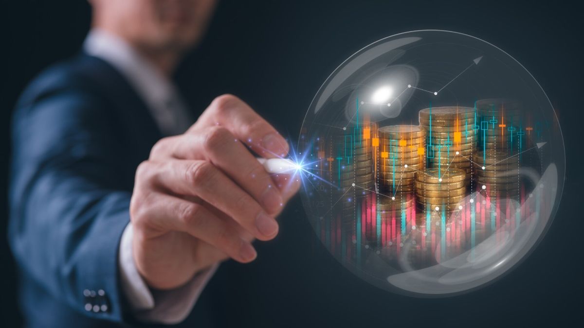 Zlato: chování trhu připomínající bublinu může naznačovat změnu paradigmatu.