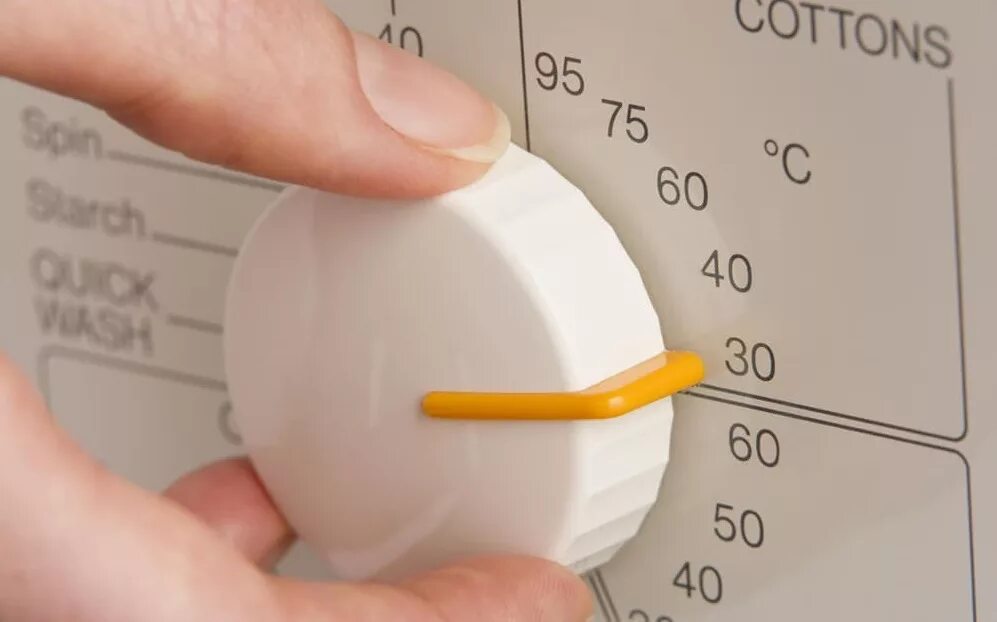 Proto byste neměli prát na 40 stupňů. Mnoho Poláků o tom neví