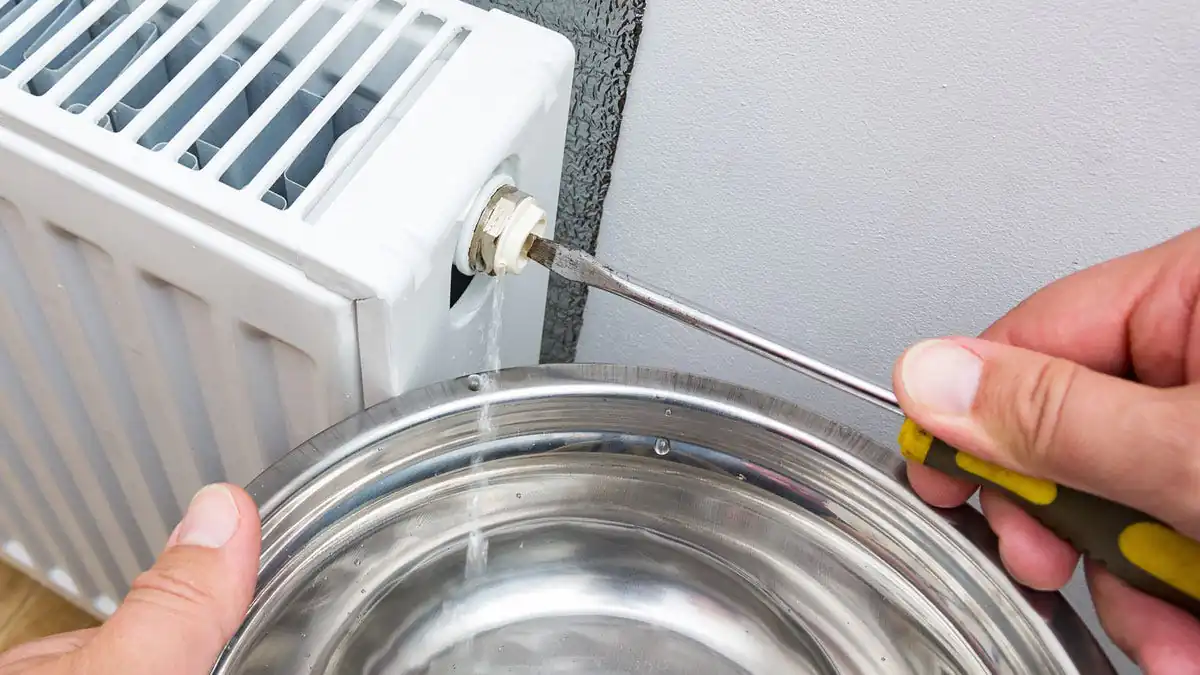 „Vaše radiátory topí jen na polovinu? Odborníci vědí, jak je zahřát na plný výkon!“