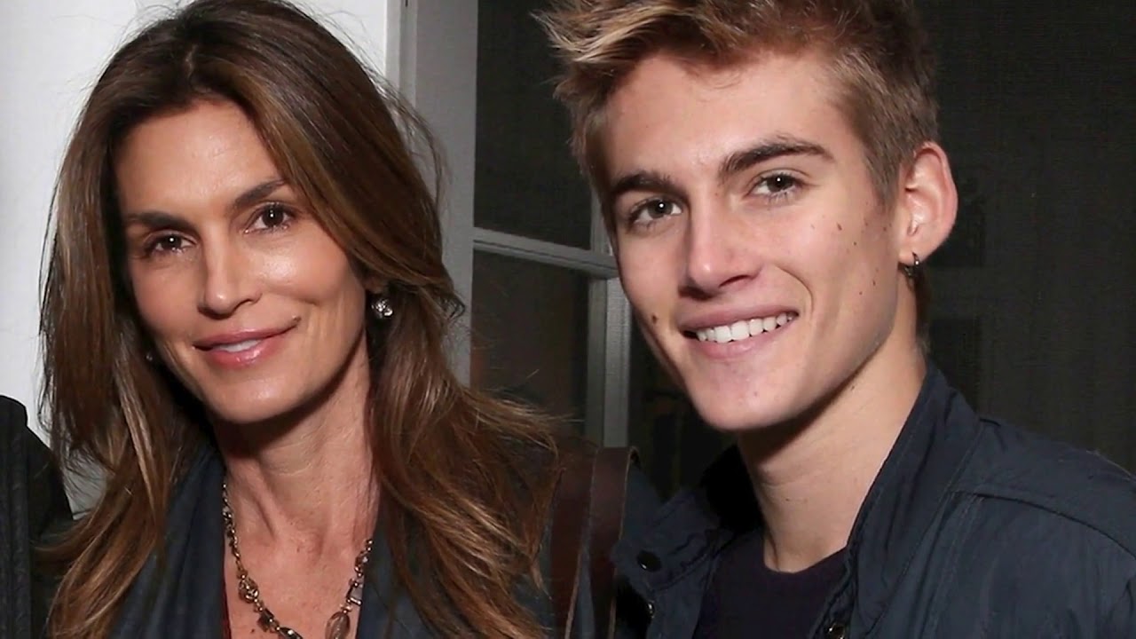 Presley Gerber, syn Cindy Crawfordové, hovoří o svých problémech s duševním zdravím: „Mluvím o tom, aby ti, kteří trpí stejným problémem, věděli, že někdo jiný prožívá totéž, a necítili se osamělí.“