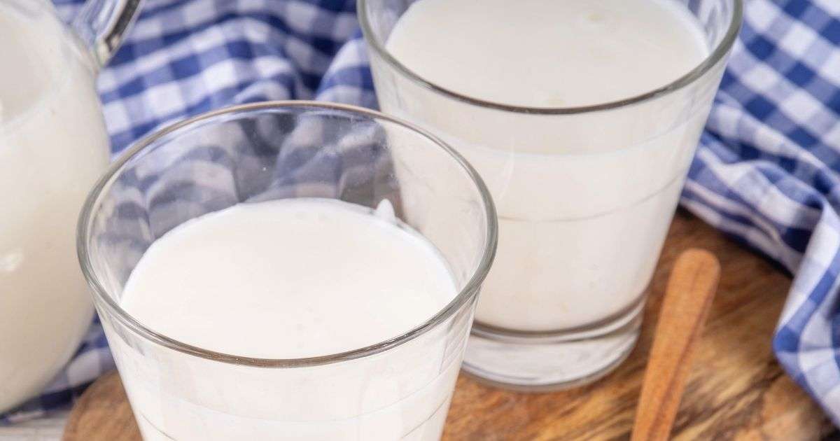 Police na mléko nabízí efektivní a dostupné řešení pro úklid během Vánoc.