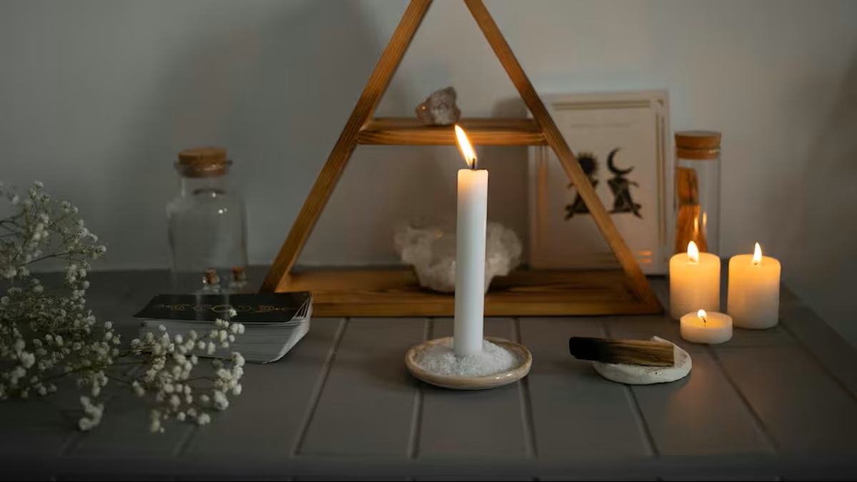 12/12 Portál: Ideální rituál pro přilákání lásky, hojnosti a správného začátku roku 2026.